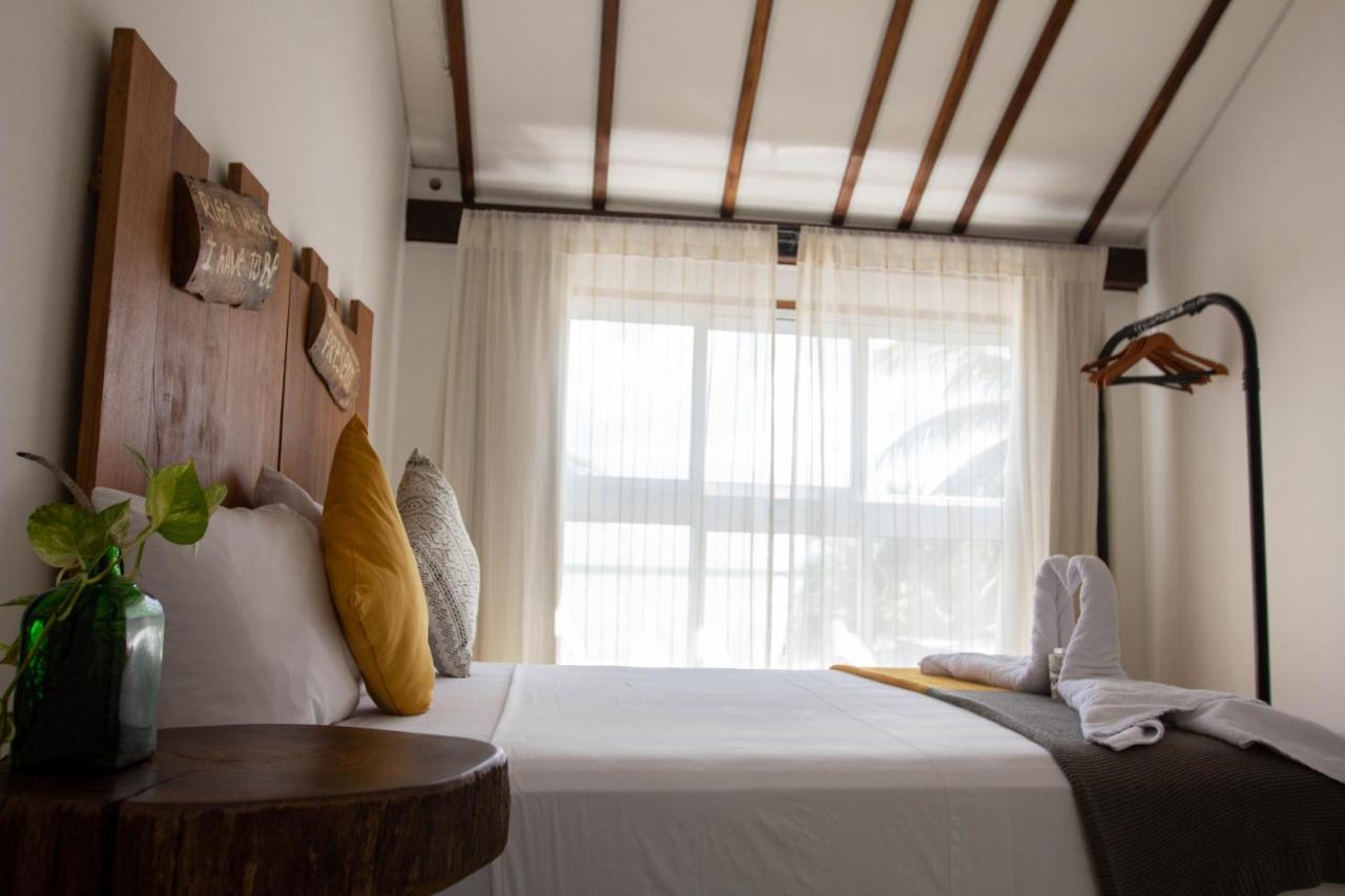 The Yak Lake House - Hostal Bacalar Eksteriør billede
