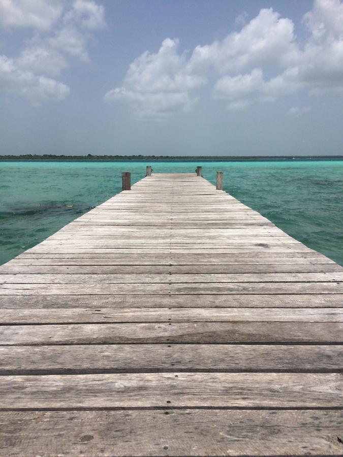 The Yak Lake House - Hostal Bacalar Eksteriør billede