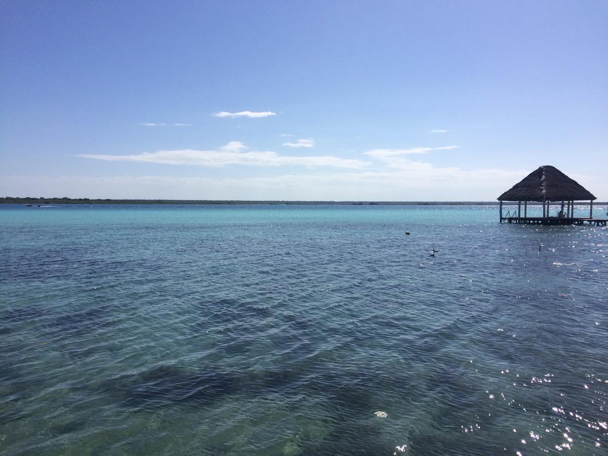 The Yak Lake House - Hostal Bacalar Eksteriør billede