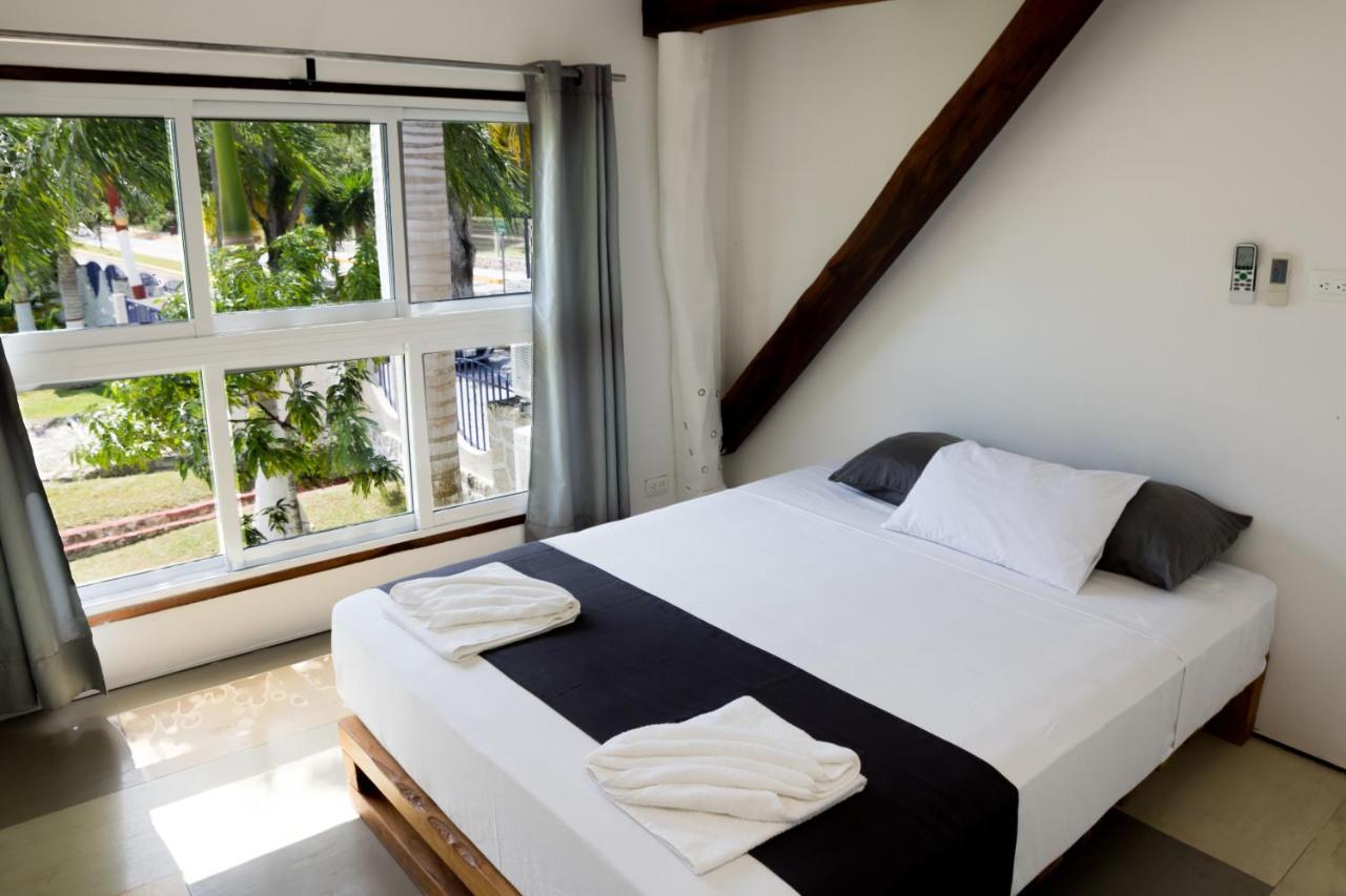 The Yak Lake House - Hostal Bacalar Eksteriør billede